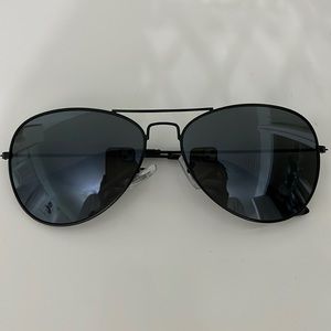 Black Aviator Sunglasses